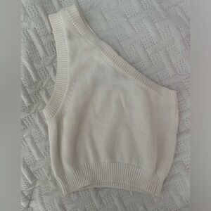 One shoulder sweater crop top
